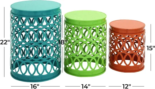 Vista 3 de Deco 79 Mesa auxiliar de metal para interiores y exteriores, con diseño de enrejado tallado, juego de 3 mesas auxiliares de 22 pulgadas, 18