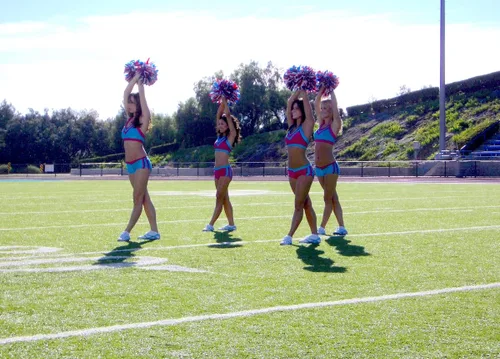 Vista 5 de Cheer Like a Pro Original Instructional Cheerleading & Dance DVD by Cheeracise