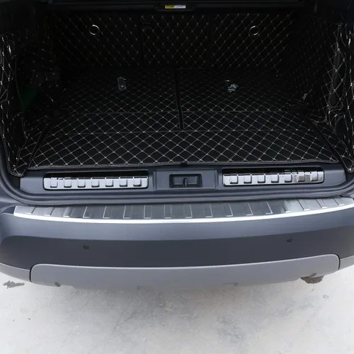 Vista 3 de YIWANG 304 Acero Inoxidable Interior Parachoques Trasero Placa Protector Cubierta Trim Piezas de Coche 2 unids Para Land Rover Discovery 5 LR5 L462