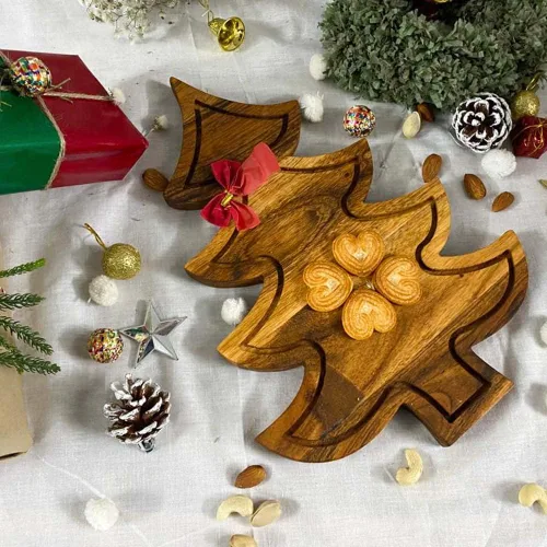 Vista 3 de Affinity Decor Tabla de cortar de árbol de Navidad para cocina, tabla de cortar de madera en forma de árbol con ranuras, bandeja de madera