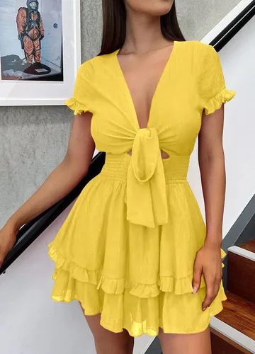Vista 2 de PRETTYGARDEN - Mini vestido de verano con vuelo para mujer. Vestido corto acampanado con cuello en V y manga corta con volantes en la parte delantera