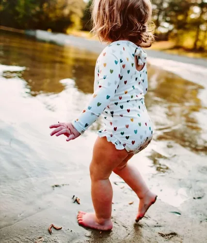 Vista 45 de MERSARIPHY Traje de baño de una pieza para niña pequeña, traje de baño de manga larga, traje de baño para niñas