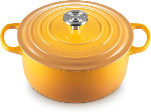 Vista 39 de Le Creuset Horno holandés redondo Signature de hierro fundido esmaltado, 4.5 cuartos de galón., Artichaut