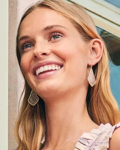 Vista 2 de Kendra Scott Signature Alex aros colgantes