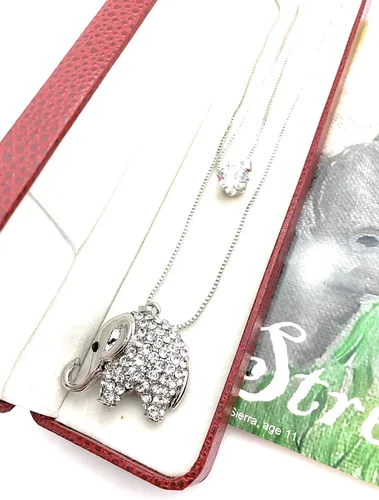 Vista 6 de Smiling Wisdom - Conjunto de regalo de collar y tarjeta de felicitación de elefante animal - Mujer - (Elefante de 2 hilos), Papel, aleación de zinc