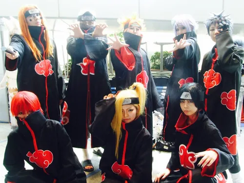 Vista 4 de Im.Create - Disfraz de anime, capa de Akatsuki, de Itachi Uchiha, cosplay para Halloween (L, negro)