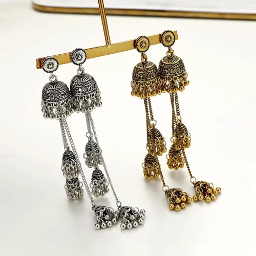 Vista 3 de Aretes bohemios vintage con borlas Jhumka Jhumki para mujeres y niñas, joyería oxidada india, aretes largos de campana, aretes tradicionales étnicos