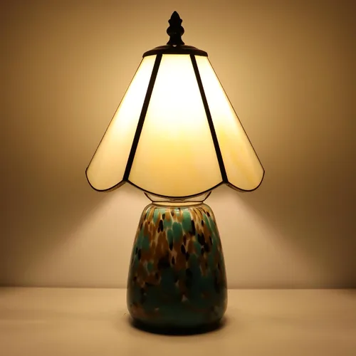 Vista 7 de Tiffany Style Stained Glass Table Lamp 12 Inch - Milky White Mushroom Lamp, 7X7X12 Inch,Mini Night Light, Glass Base, Accent Light,E12 Bulb