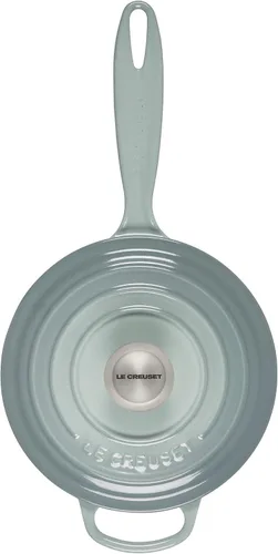 Vista 6 de Le Creuset Horno holandés redondo de hierro fundido esmaltado con tapa, 5.5 cuartos de galón, sal marina y cacerola Signature - Sal marina