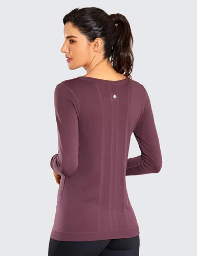 Vista 2 de CRZ YOGA Camiseta deportiva de manga larga sin costuras para mujer, transpirable, para gimnasio, entrenamiento