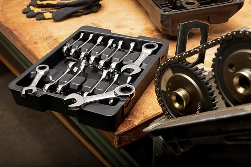 Vista 6 de GEARWRENCH 85206 - Juego de 14 unidades de llaves combinadas de trinquete anchas SAE/métricas de 12 puntos