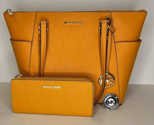 Vista 2 de Michael Kors Charlotte - Bolsa grande con cierre de cremallera de un cuarto