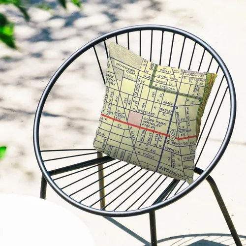 Vista 4 de Wrigley - Fundas de almohada impermeables para exteriores, diseño de mapa de campo, 24 x 24 pulgadas, diseño de mapas del mundo, fundas de cojín