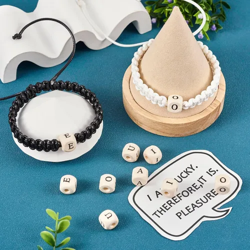 Vista 3 de KISSITTY 250 cuentas de madera con letras vocales de 0.472 pulgadas, cubo A E I O U inicial del alfabeto con agujero grande, cuentas espaciadoras