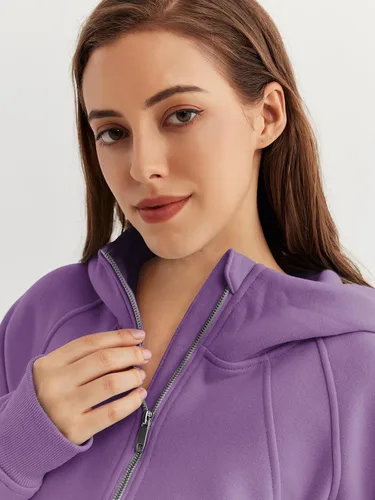 Vista 4 de WYNNQUE Sudadera corta con capucha para mujer, manga larga, forro polar, media cremallera, ropa de otoño