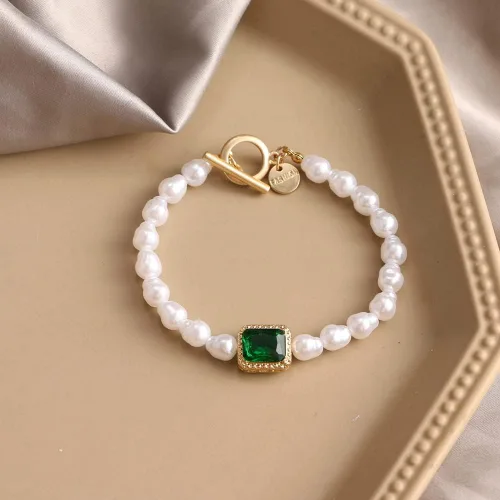 Vista 3 de Oyalma 44844 - Pulsera con colgante de cadena de perlas de color dorado para mujer
