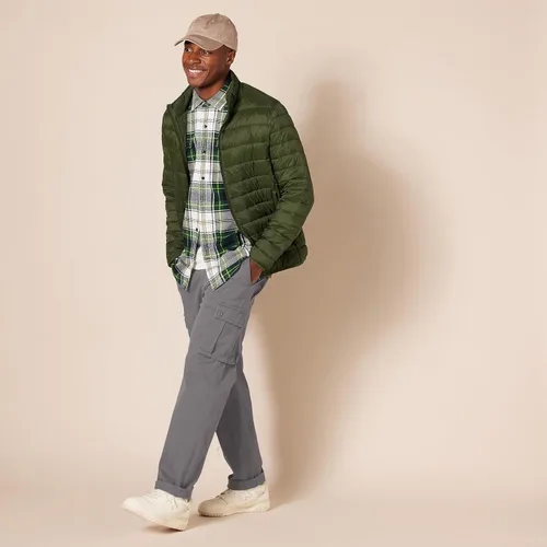 Vista 5 de Tienda Essentials Men's Straight-Fit Stretch Cargo Pant (Available in Big & Tall)