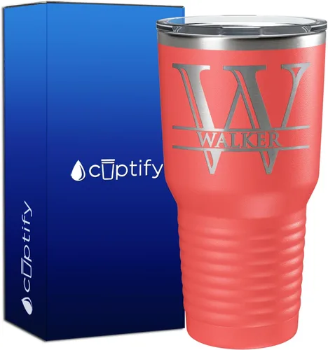 Vista 57 de Vaso personalizado de regalo de cumpleaños para mujeres y hombres, con monograma de escritura dividida, inicial y nombre grabado en negro, taza