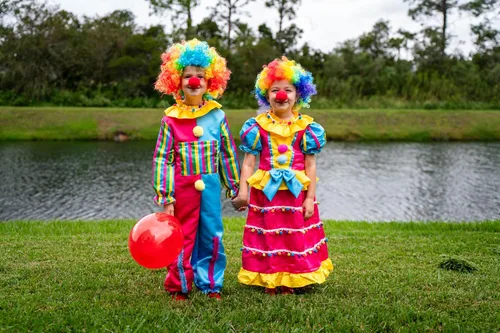 Vista 7 de ReliBeauty Disfraz de payaso para niños y niñas, disfraz de circo con peluca