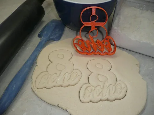 Vista 6 de NUMERO OCHO 8 CON PALABRA CORTADOR DE GALLETAS HECHO EN USA PR4128