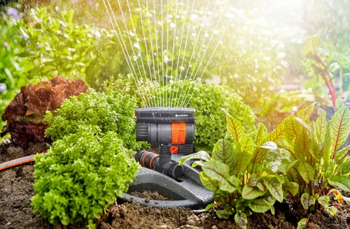 Vista 4 de Gardena AquaZoom - Rociador oscilante rectangular compacto para áreas de riego de 9 a 2,325.0 ft², rango de 3 a 59.1 ft, extensión de 3 a 39.4 ft