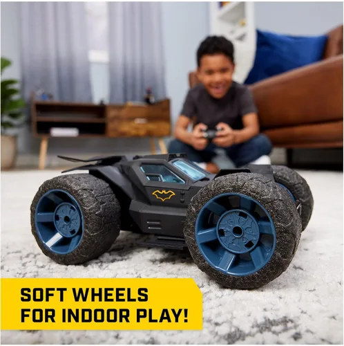 Vista 5 de DC Comics, Batman Stunt Force Batmobile, auto de control remoto para interiores, Turbo Boost y trucos locos, juguetes coleccionables de superhéroes