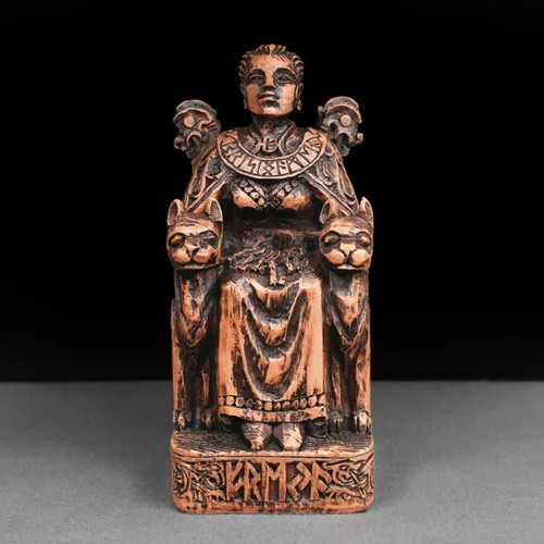 Vista 7 de Dryad Design Estatua de Freya Diosa nórdica del amor, guerra, magia y gatos, 7 3/4 pulgadas, decoración pagana vikinga para el hogar