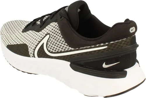 Vista 2 de Nike React Miler 3 Tenis de correr para hombre Dd0490