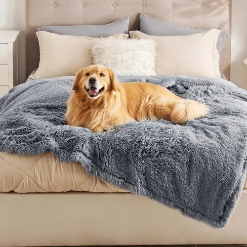 Vista 16 de Bedsure Mantas impermeables para perros grandes, piel sintética esponjosa, 50 x 60 pulgadas Plush Fuzzy Reversible Pet Blankets for Couch and Dog