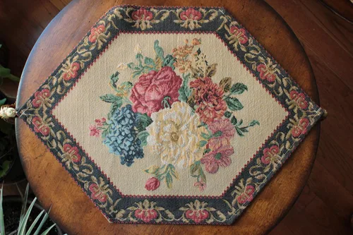Vista 5 de Tache - Juego de 3 manteles individuales y manteles individuales con diseño floral y borlas doradas para comedor, cocina, ocasiones especiales