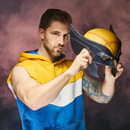 Vista 4 de Máscara de juego premium de Marvel Legends Series Wolverine, colección de accesorios de película para adultos