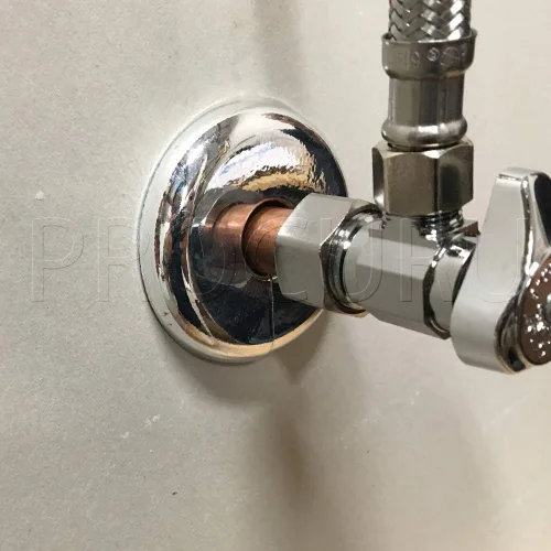 Vista 4 de PROCURU Placa de Cubierta Escudo Ligera de Plástico Dividido CTS de 3/4 Pulgadas (7/8" DE) E2769, Cromada, para Tubería de Cobre y PEX de 3/4