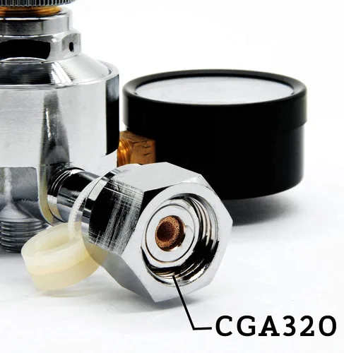 Vista 5 de PERA Regulador de barril CO2 CGA-320 con línea de gas, perilla de ajuste de presión con válvula de alivio de presión manual de seguridad con una