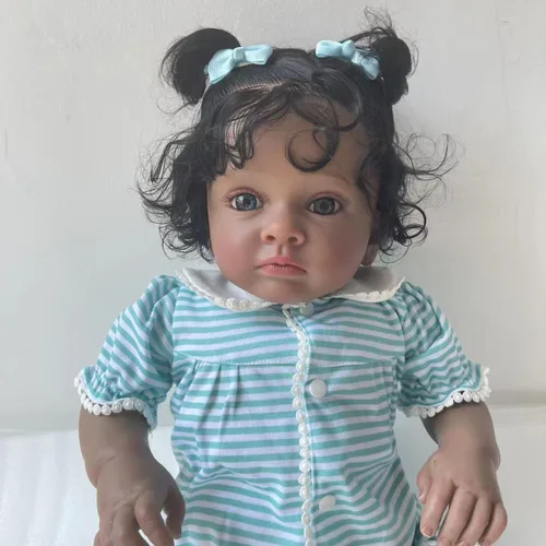 Vista 7 de Angelbaby Muñecas de bebé recién nacidas realistas de niña negra con pelo de 24 pulgadas, muñeca de bebé recién nacida afroamericana con aspecto