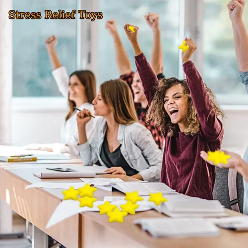 Vista 4 de 24 bolas de estrés de estrella, mini bolas de espuma para apretar, juguetes amarillos para aliviar la ansiedad para recompensas escolares, premios