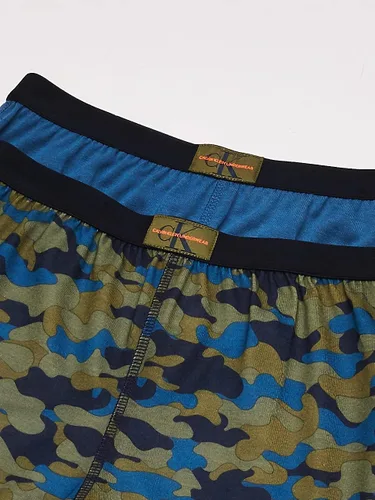 Vista 2 de Calvin Klein Pantalones cortos de pijama para niños, paquete de 2