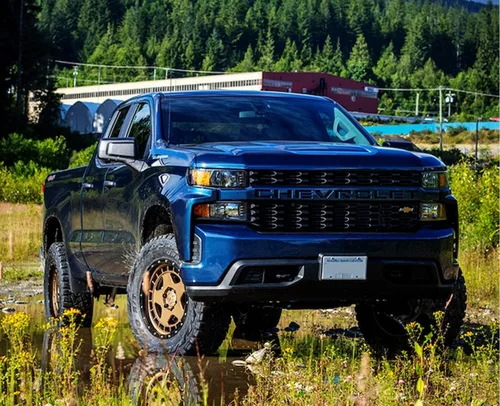 Vista 3 de Belltech 150212TP Kit de elevación de suspensión Trail Performance de 4 pulgadas para Chevrolet Silverado/GMC Sierra 1500 4WD 2019-2022