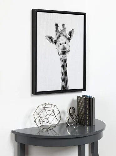 Vista 4 de Kate and Laurel Sylvie - Lienzo enmarcado con diseño de jirafa en blanco y negro, arte de pared por Simon Te Tai, 18 x 24 pulgadas, negro