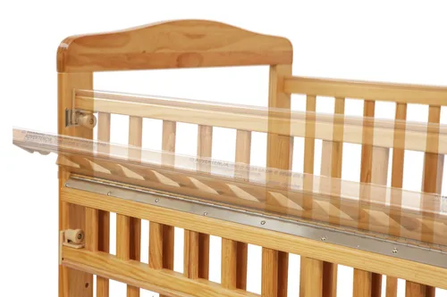 Vista 7 de LA Baby - Cuna compacta de madera no plegable con puerta de seguridad, natural