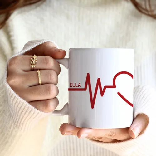 Vista 11 de Tazas de café personalizadas con iniciales y letra de nombre, tazas de nombre personalizadas, regalo divertido para novio y novia, tazas de doble