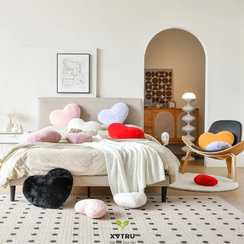 Vista 7 de XVTRU Almohadas de Corazón Negro, Linda Almohada Decorativa de Corazón, Almohadas en Forma de Corazón para Cama, Cojín de Almohada de Decoración