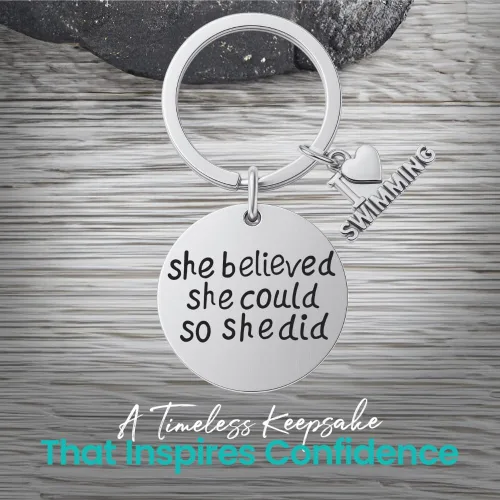 Vista 3 de Llavero de natación, She Believed She Could So She Did, joyería de natación, joyería para nadadores, regalo para nadadores y equipos de natación