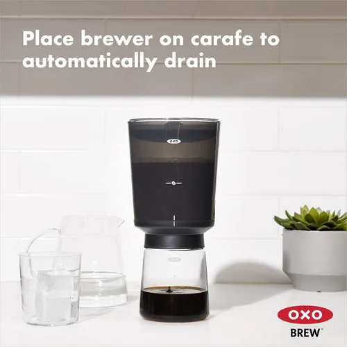 Vista 3 de OXO Brew - Cafetera compacta de café frío y cafetera de una sola porción, 12 onzas, color blanco