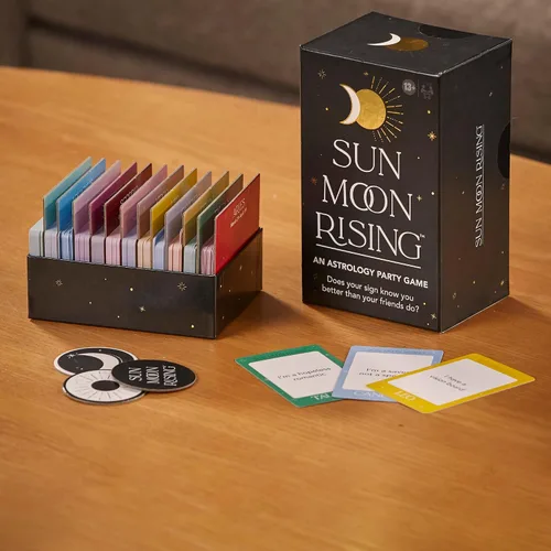 Vista 7 de Hasbro Gaming Juego de cartas de fiesta con temática de astrología para adultos y adolescentes, 3 a 6 jugadores, divertidas actividades de verano