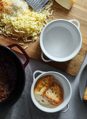 Vista 8 de LE TAUCI Cuencos para sopa con asas - 28 oz de cerámica sin plomo para sopa de cebolla francesa, aptos para horno y microondas, diseño resistente al