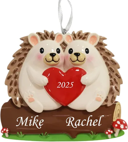Vista 7 de Adorno de Navidad personalizado para parejas, regalo personalizado para parejas, recién casados, parejas casadas y comprometidas, decoración grabada