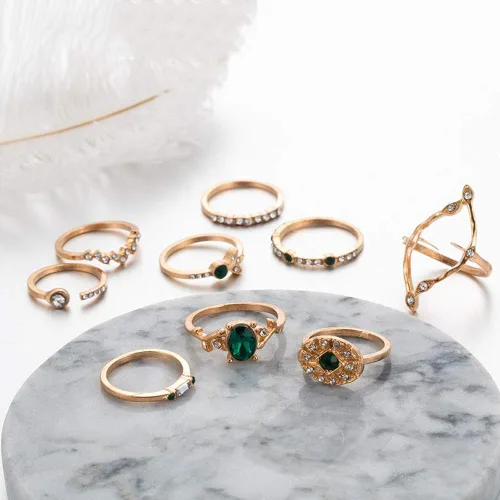 Vista 5 de YERTTER Juego de 9 anillos de oro vintage para hombre con piedras preciosas verdes, anhelados, nudillos articulados, anillos medios para mujer