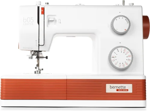Vista 2 de Bernette Máquina de coser portátil B05 Crafter 30 puntadas, 6 pies prensatelas, luz LED Acolchado y bordado de alta resistencia Puntada