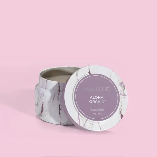 Vista 2 de Capri Blue Velas de Viaje en Lata con Estampado de Mármol Moderno - Velas Decorativas de Lujo Perfumadas para el Hogar - Mezcla de Cera de Soja
