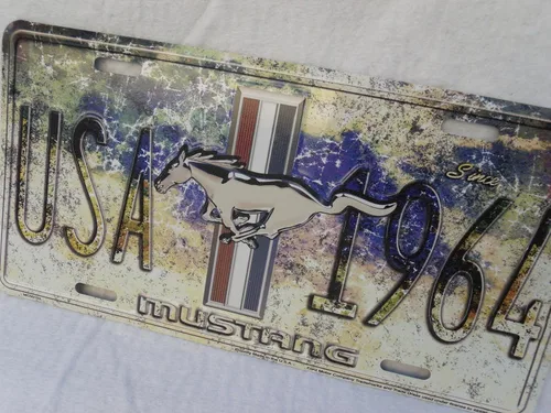 Vista 3 de Ford placa con emblema de caballo para defensa